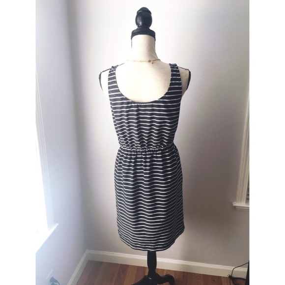 LOFT Black and White Striped Sleeveless Dress Med - Picture 6 of 6